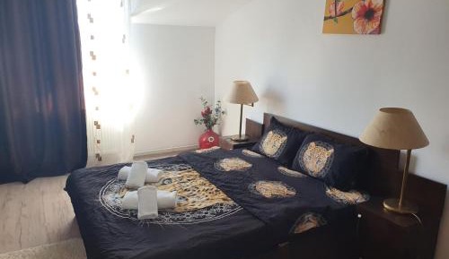 Standard Double Room with Private Bathroom