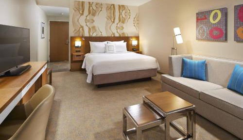 King Room with Sofa Bed