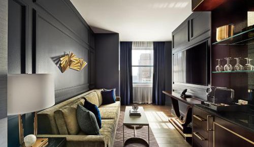 One-Bedroom Corner King Suite with Sofa Bed and City View