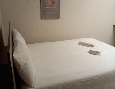 Single Room with Private Bathroom