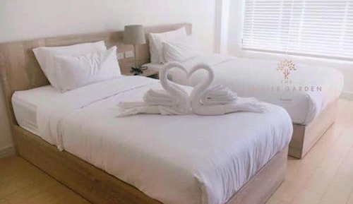 Standard Twin Room with Garden View