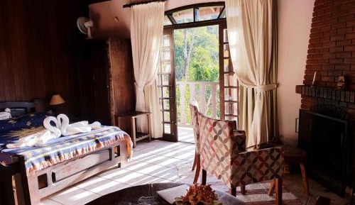 Chalet with Spa Bath (2 Adults)