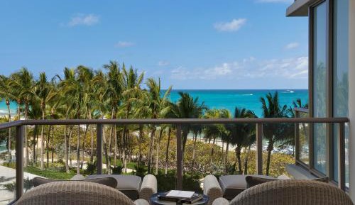 Four-Bedroom Suite with Ocean View