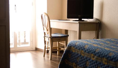 Small Single Room