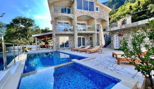 Villa with Private Pool
