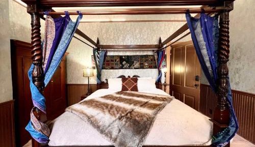 Deluxe Double Room with Bath