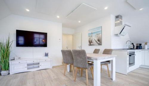 One-Bedroom Apartment with Shower