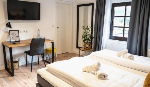 Double Room with Private Bathroom