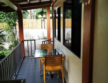 Studio with Garden View