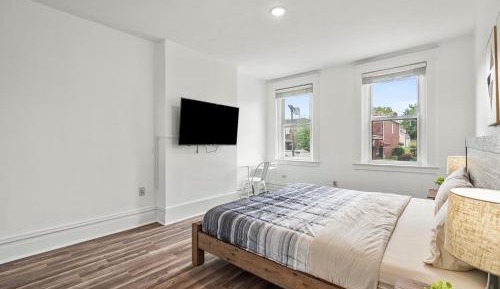 Double Room with Shared Bathroom