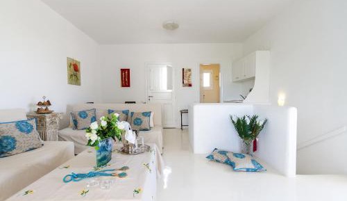 White Villa Three-Bedroom Apartment - Split Level