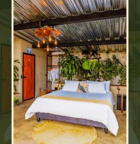 Deluxe Suite with Spa Bath