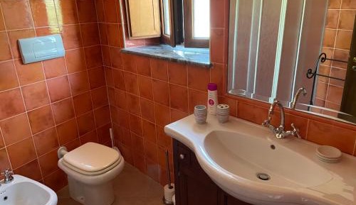 Quadruple Room with Private Bathroom