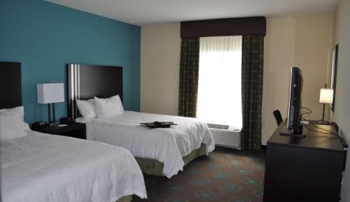 Room with Two Queen Beds - Non-Smoking