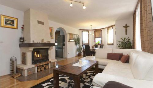 Six-Bedroom Holiday Home