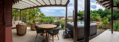 Villa Grand Luxe 2 Chambres avec Jacuzzi Privatif