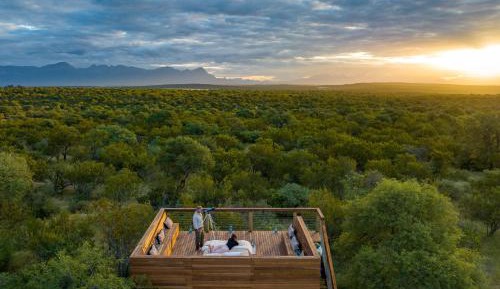King Room with Mountain View