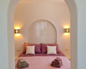 Studio Apartment with Sea View