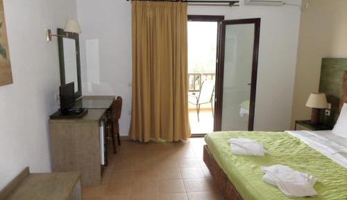 Double or Twin Room with Garden View