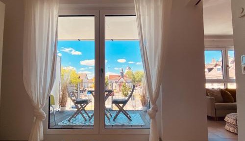 One-Bedroom Apartment with Balcony