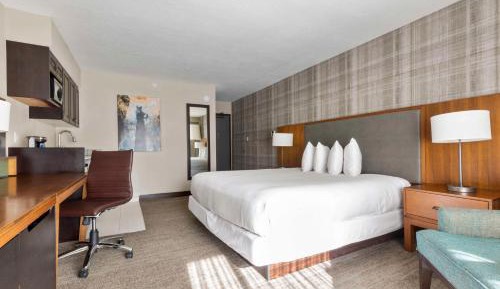 King Room with Kitchenette