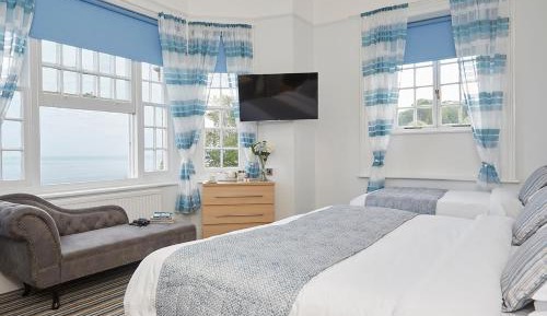 Triple Room with Sea View