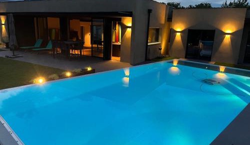 Deluxe Villa