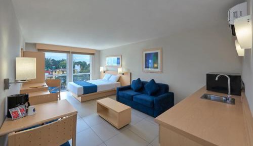 Queen Suite with Sofa Bed