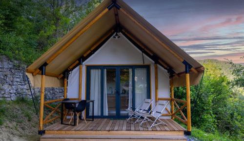 Superior Chalet