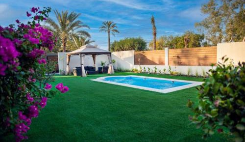 Luxury Three Bedroom Villa with Private Swimming Pool