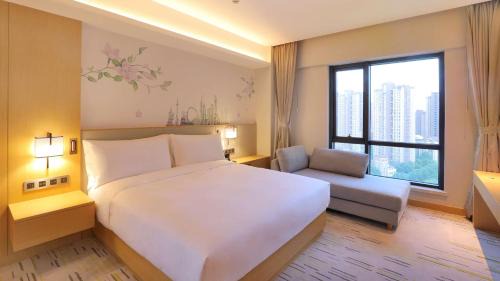 One-Bedroom King Suite