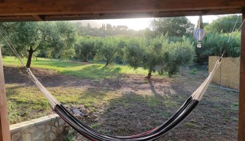 Apartment with Garden View