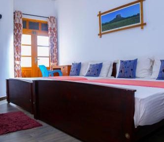 Triple Room with Balcony