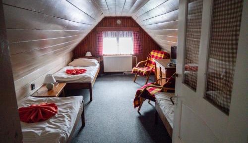 Triple Room with Shared Bathroom