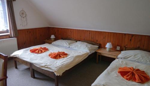 Triple Room with Private Bathroom