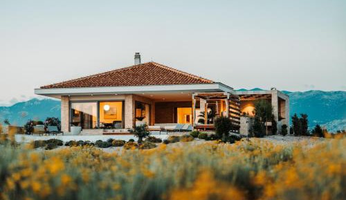 Superior Villa