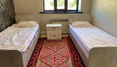 Twin Room with Mountain View