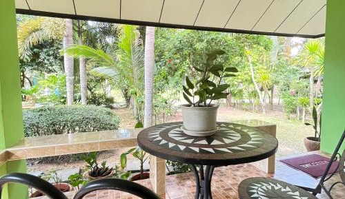 Bungalow with Garden View