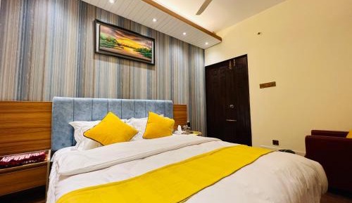 Two-Bedroom Suite