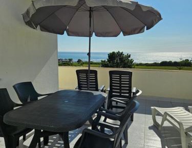 Two-Bedroom Apartment with Terrace and Sea View