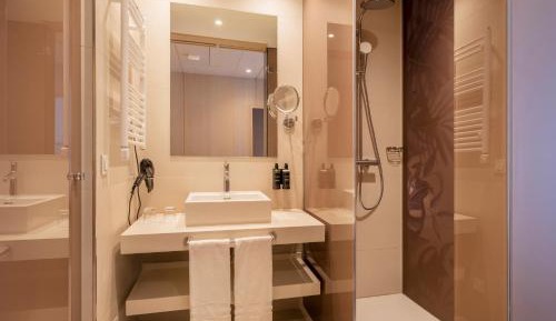 Oasis Premium with Terrace