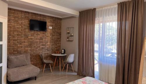 Junior Suite with Mountain View