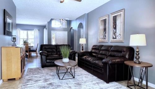 Four-Bedroom Holiday Home