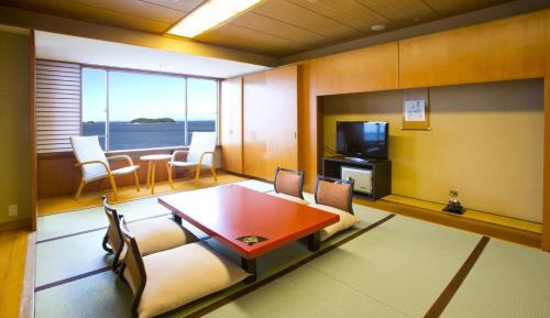 Japanese-Style Room