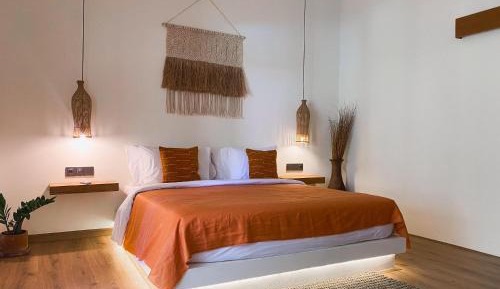 Deluxe Double Room with Bath