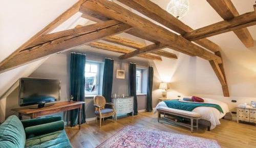One-Bedroom Suite