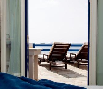 Superior One-Bedroom Apartment with Sea View