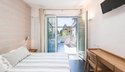 Triple Room with Terrace