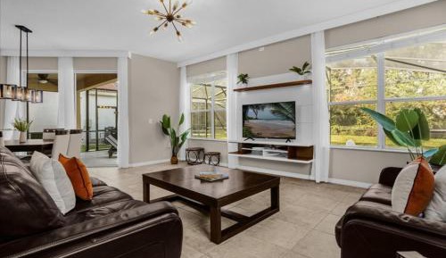 Four-Bedroom Holiday Home