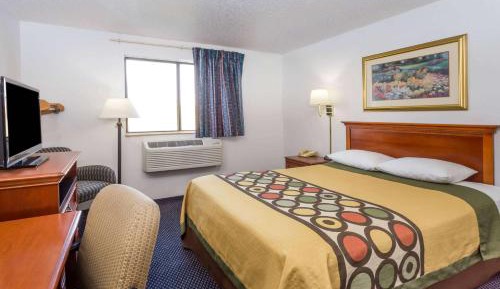 King Room - Non-Smoking